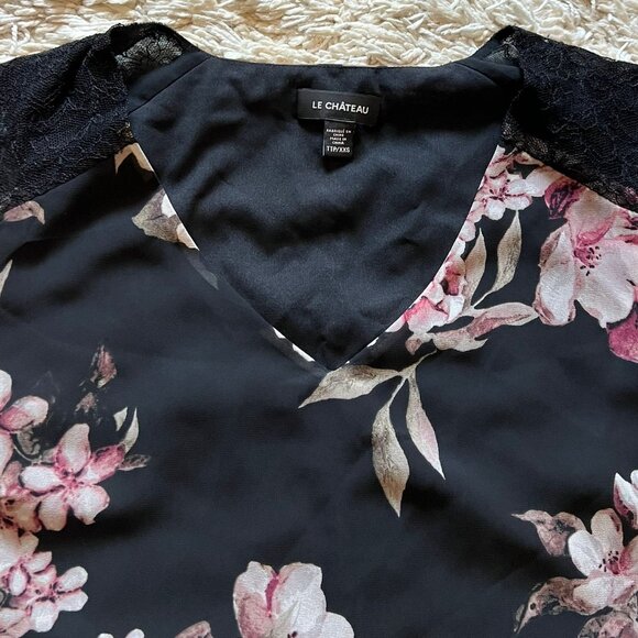 Almost New Le Chateau Floral Tank - Picture 2 of 3